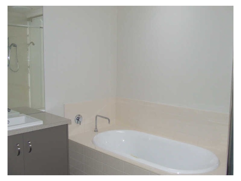 8 Ibis Close, Pakenham VIC 3810