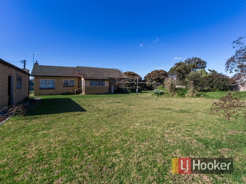 1-3 Savage Street, Pakenham VIC 3810