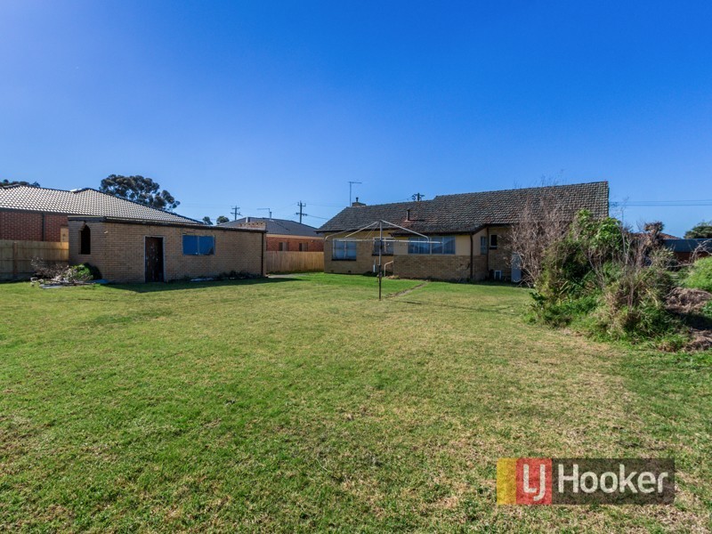 1-3 Savage Street, Pakenham VIC 3810