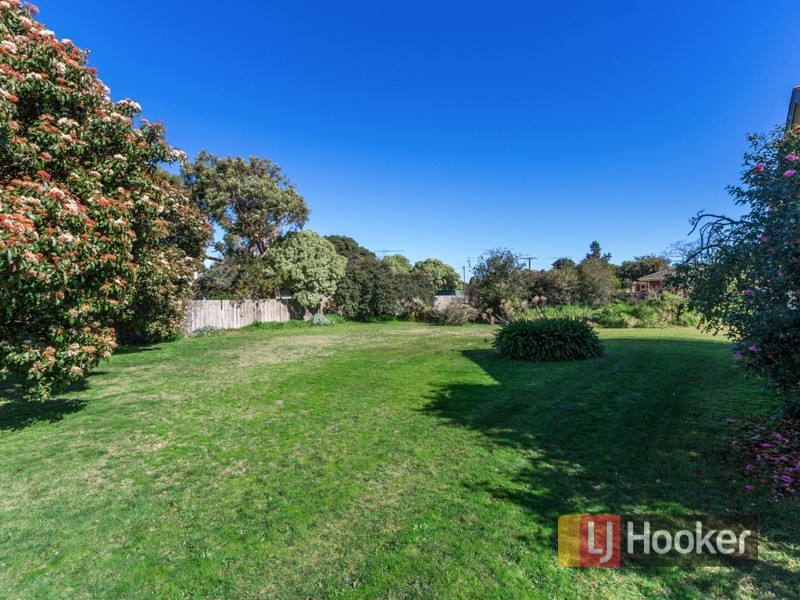 1-3 Savage Street, Pakenham VIC 3810