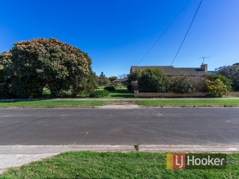 1-3 Savage Street, Pakenham VIC 3810