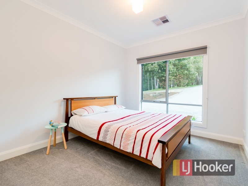 15 Twin Creeks Road, Pakenham Upper VIC 3810