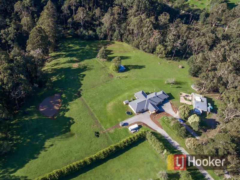 15 Twin Creeks Road, Pakenham Upper VIC 3810