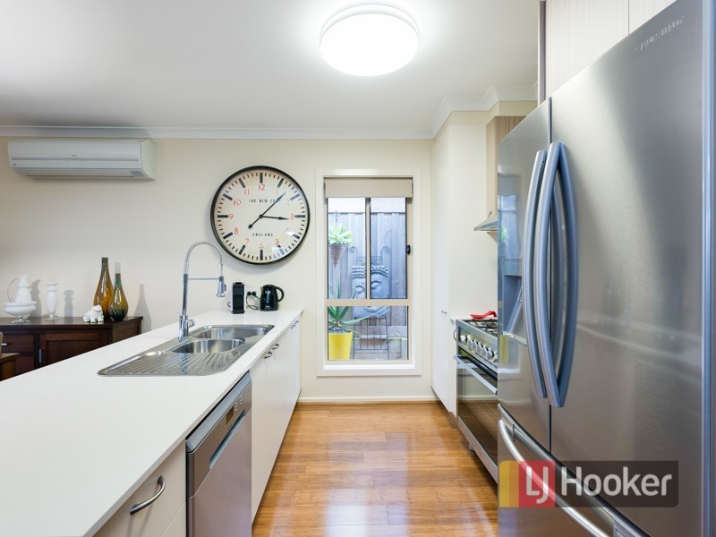 17/3 Manor View, Pakenham VIC 3810