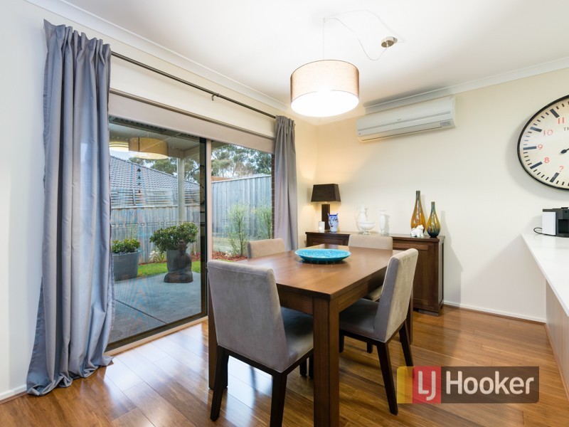 17/3 Manor View, Pakenham VIC 3810
