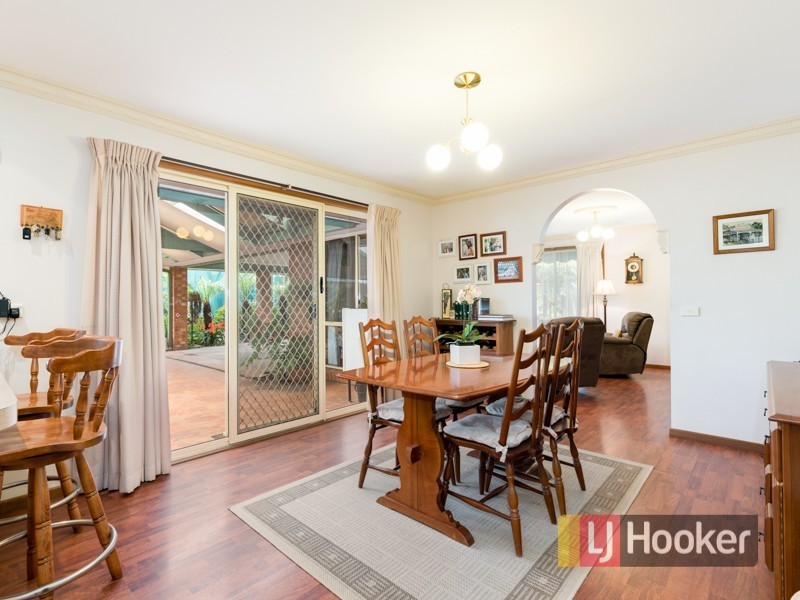 8 Bruce Court, Pakenham VIC 3810