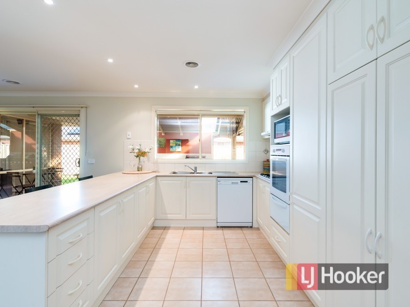 5 Lobelia Street, Pakenham VIC 3810