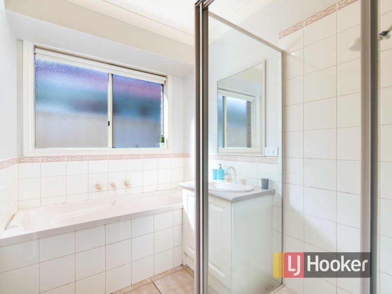 5 Lobelia Street, Pakenham VIC 3810