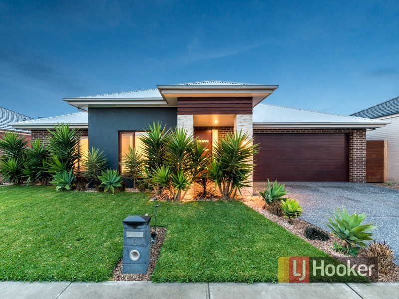 6 Silverleaf Crescent, Officer VIC 3809