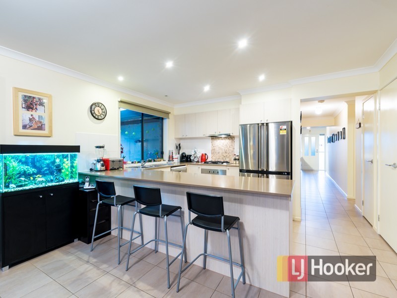 18 Marquis Court, Pakenham VIC 3810