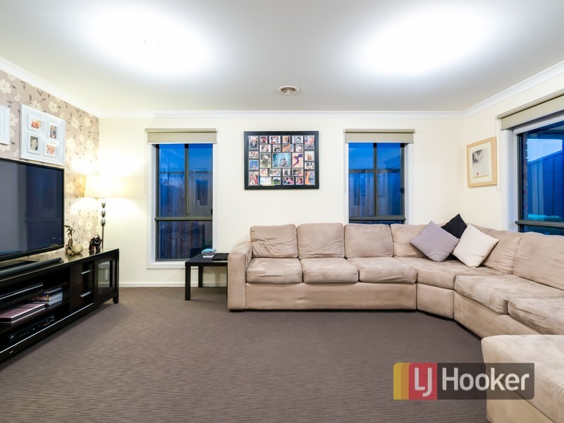 18 Marquis Court, Pakenham VIC 3810