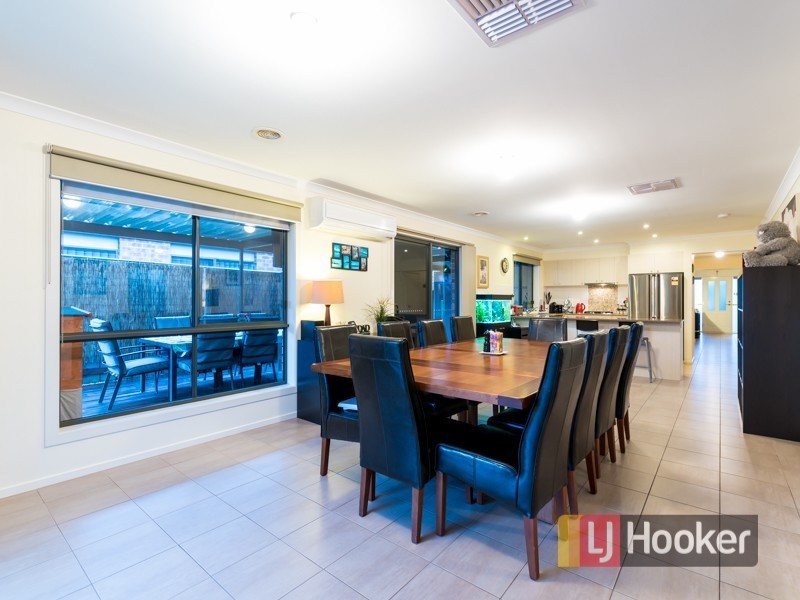 18 Marquis Court, Pakenham VIC 3810