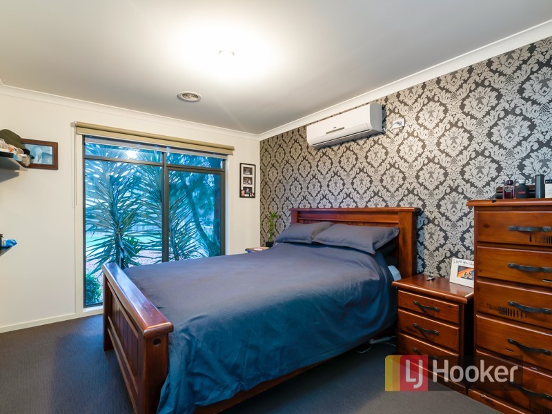 18 Marquis Court, Pakenham VIC 3810