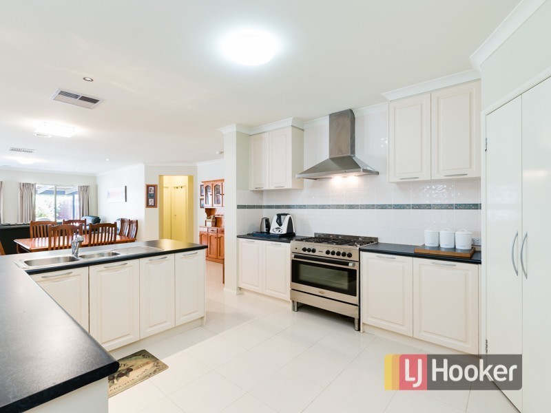 4 Malouf Court, Pakenham VIC 3810