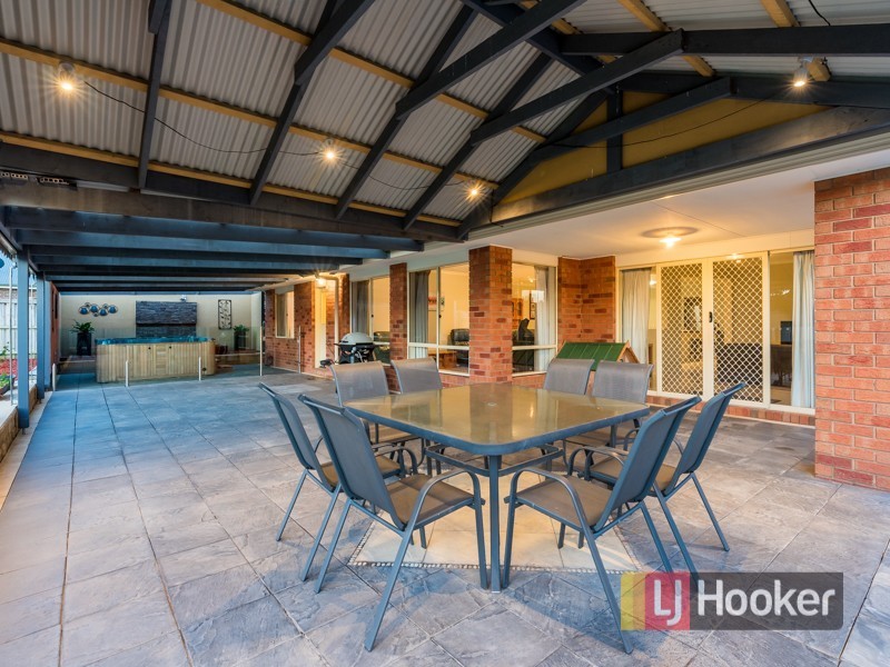 4 Malouf Court, Pakenham VIC 3810