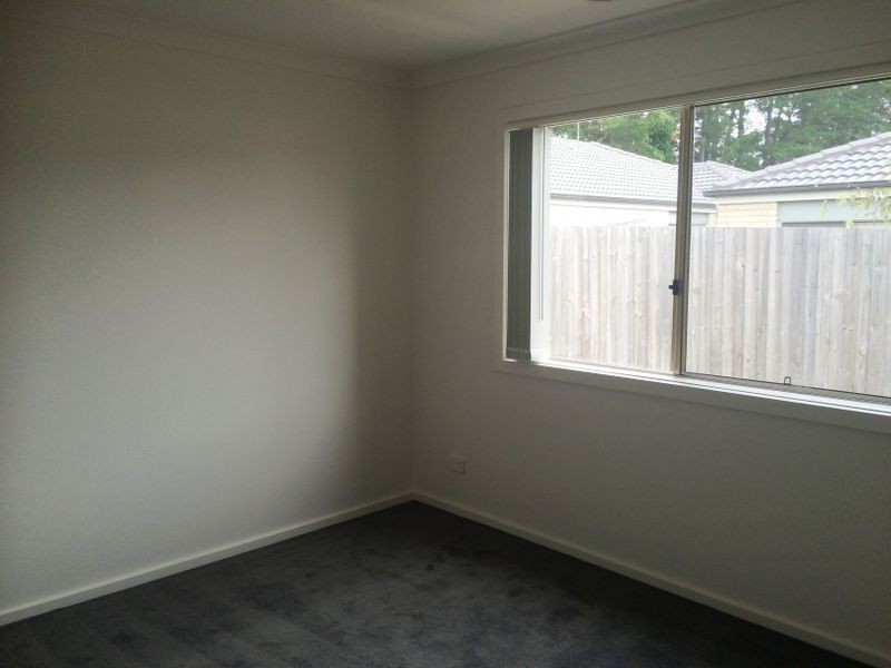 4/5 Melissa Way, Pakenham VIC 3810