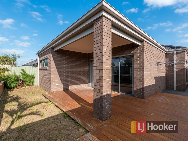31 Cohens Way, Pakenham VIC 3810