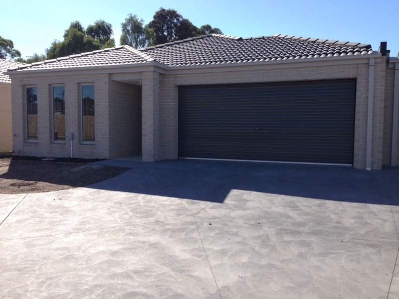 9/30 Sir Thomas Drive, Pakenham VIC 3810