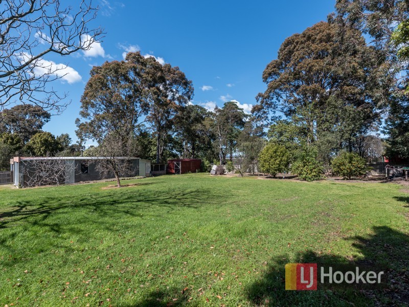 12-14 Thwaites Road, Pakenham VIC 3810