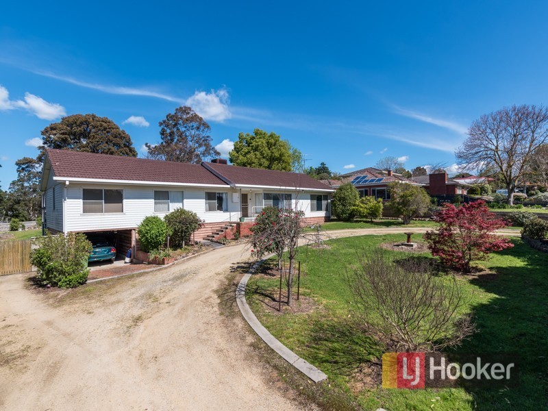 12-14 Thwaites Road, Pakenham VIC 3810