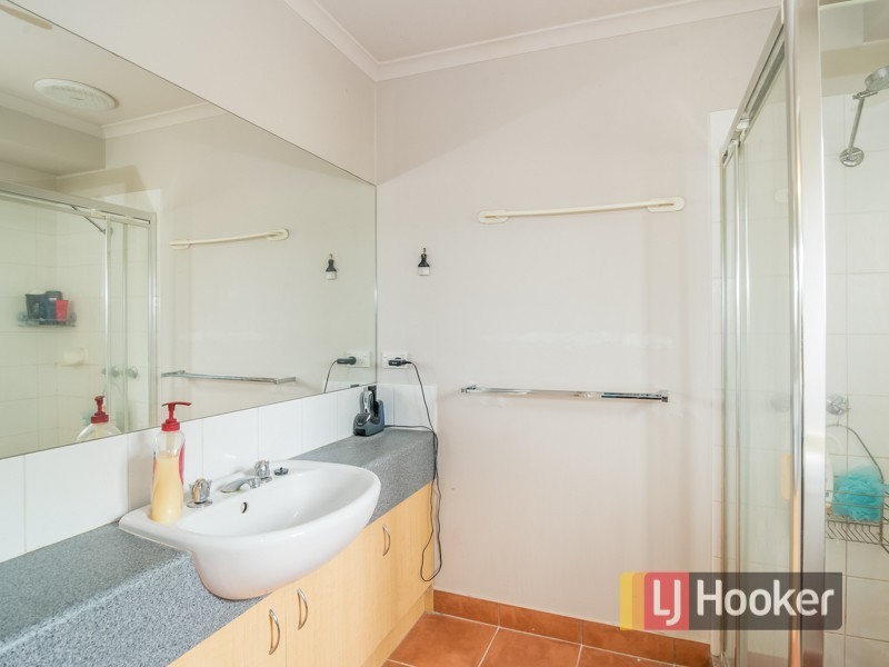 2 Ashwood Grove, Pakenham VIC 3810