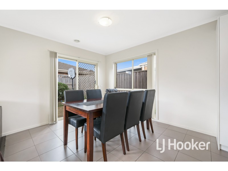 3 Central Avenue, Pakenham VIC 3810