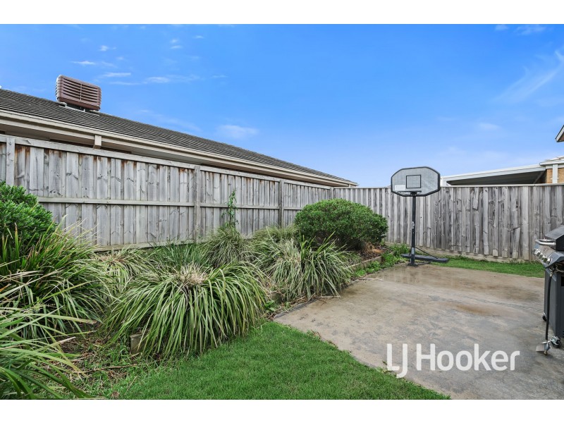 3 Central Avenue, Pakenham VIC 3810