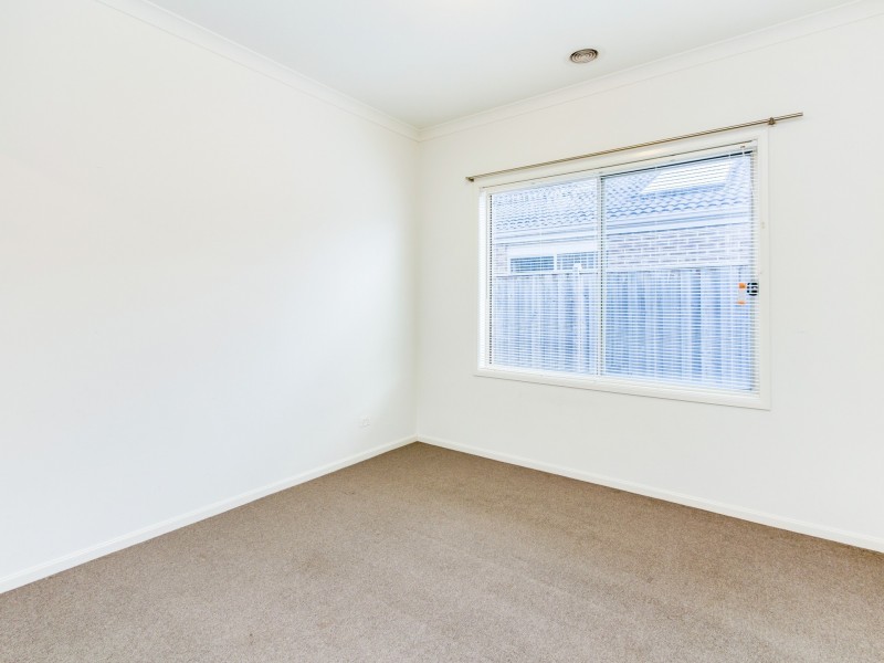 10 Ramel Way, Pakenham VIC 3810