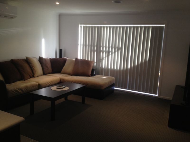 2/7 Melissa Way, Pakenham VIC 3810