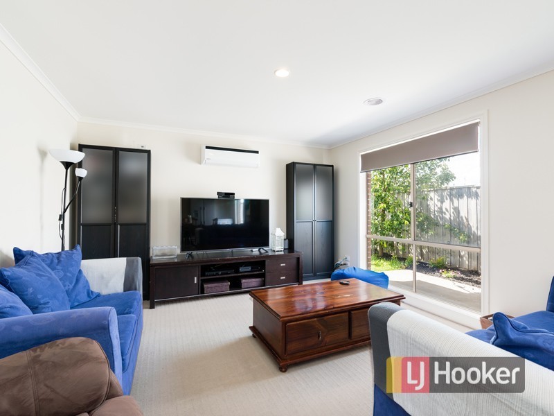 68 Algerd Way, Pakenham VIC 3810