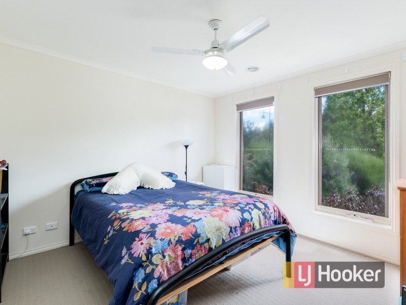 68 Algerd Way, Pakenham VIC 3810