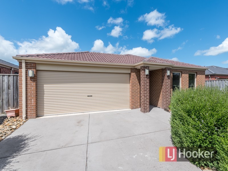 68 Algerd Way, Pakenham VIC 3810