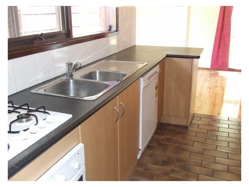 4 Kinsella Court, Pakenham VIC 3810