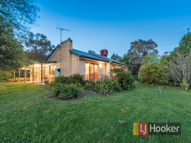 35 Short Lane, Pakenham VIC 3810
