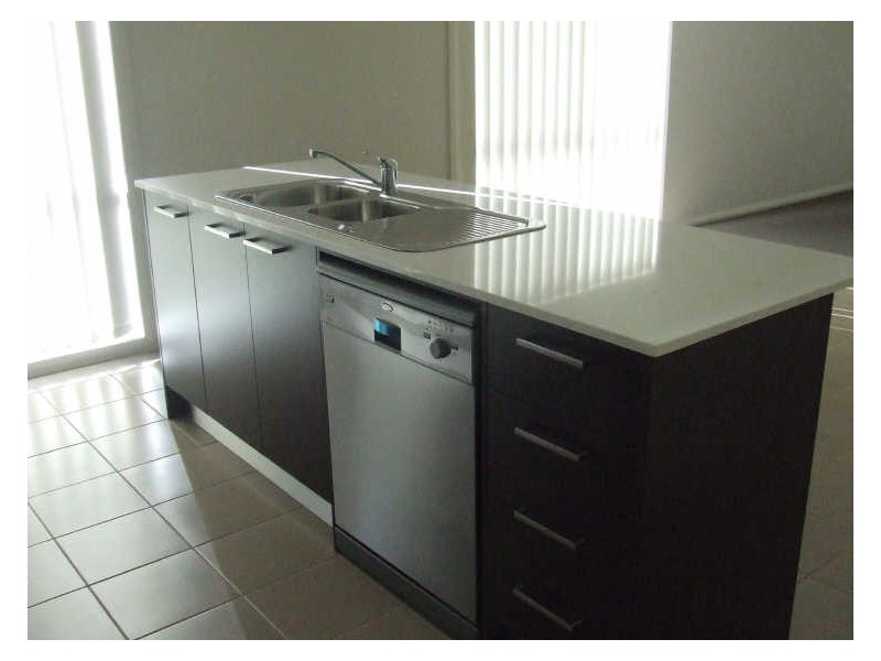 19 Sweet Pea Drive, Pakenham VIC 3810