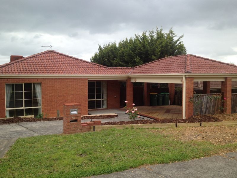 15 Nathan Court, Pakenham VIC 3810