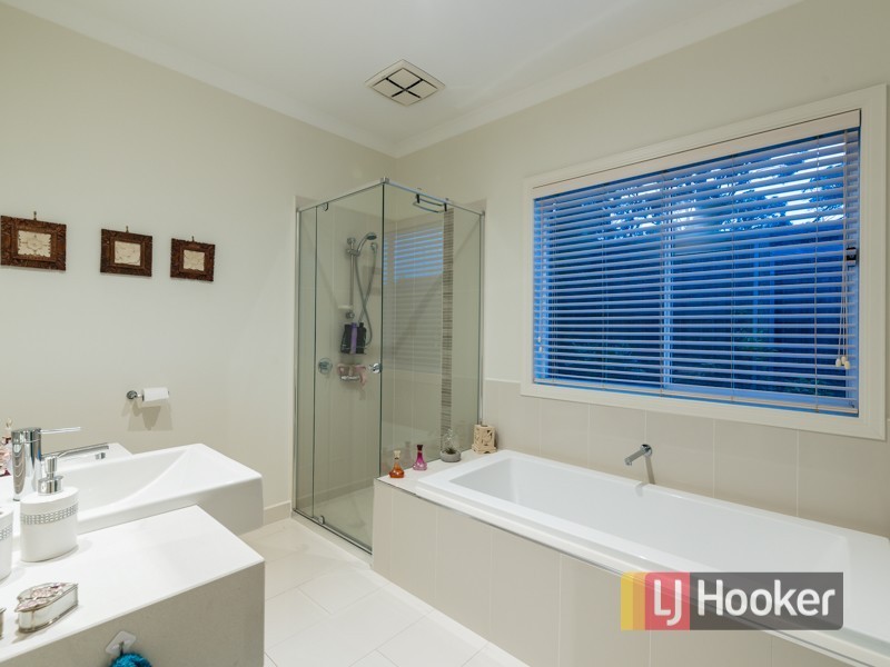 41 Kimberley Grove, Pakenham VIC 3810