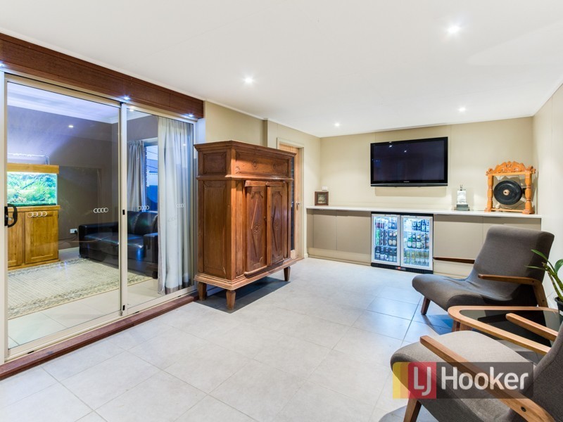 35 Bluehills Boulevard, Pakenham VIC 3810