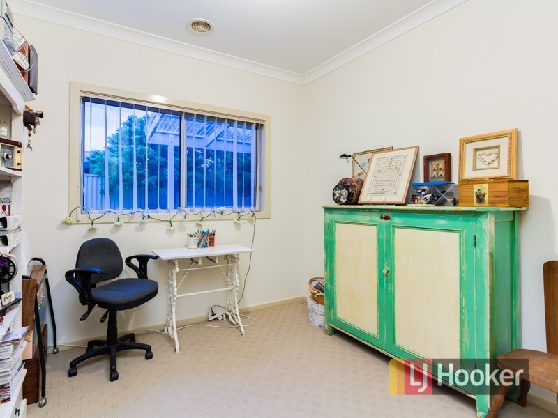 35 Bluehills Boulevard, Pakenham VIC 3810