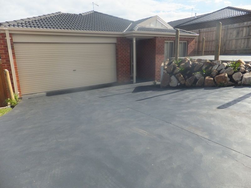 5/12 McClenaghan Place, Pakenham VIC 3810