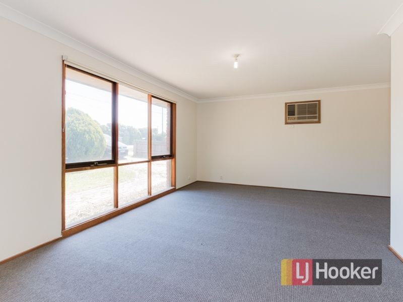 70 Racecourse Road, Pakenham VIC 3810
