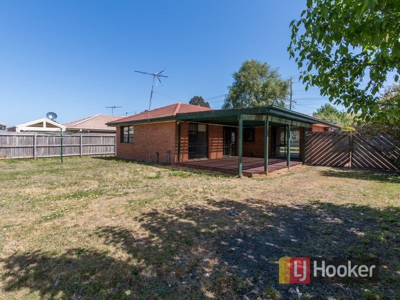 70 Racecourse Road, Pakenham VIC 3810