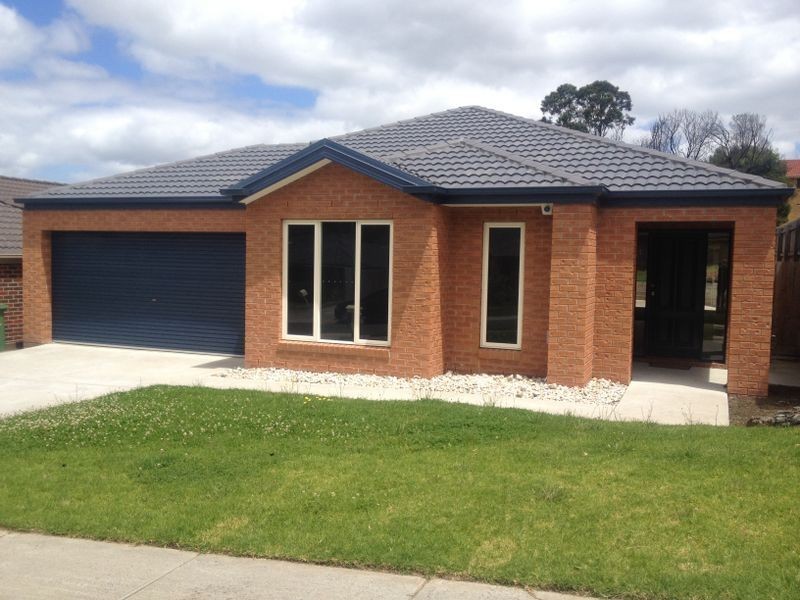 17 Shetland Court, Pakenham VIC 3810