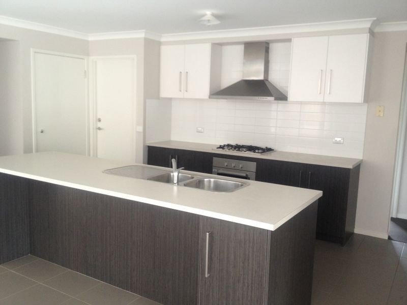 17 Shetland Court, Pakenham VIC 3810