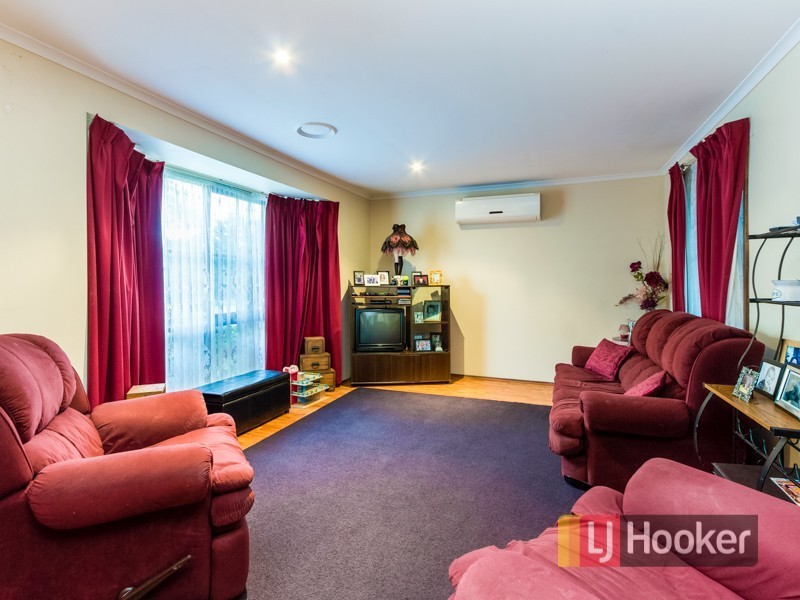 3 Anita Place, Pakenham VIC 3810