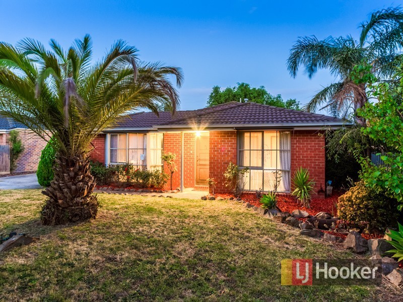 3 Anita Place, Pakenham VIC 3810