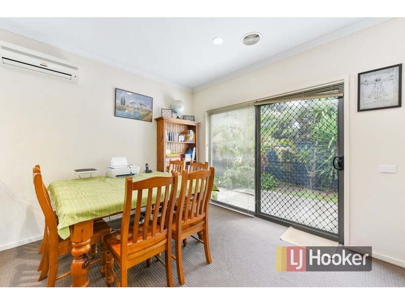 5 Dealbata Lane, Pakenham VIC 3810