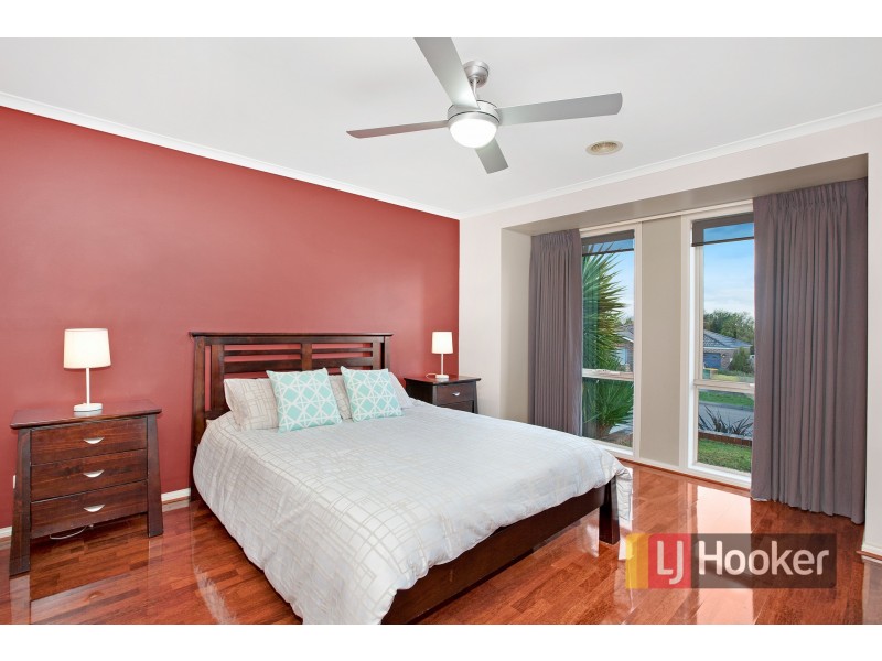 48 Ebony Drive, Pakenham VIC 3810