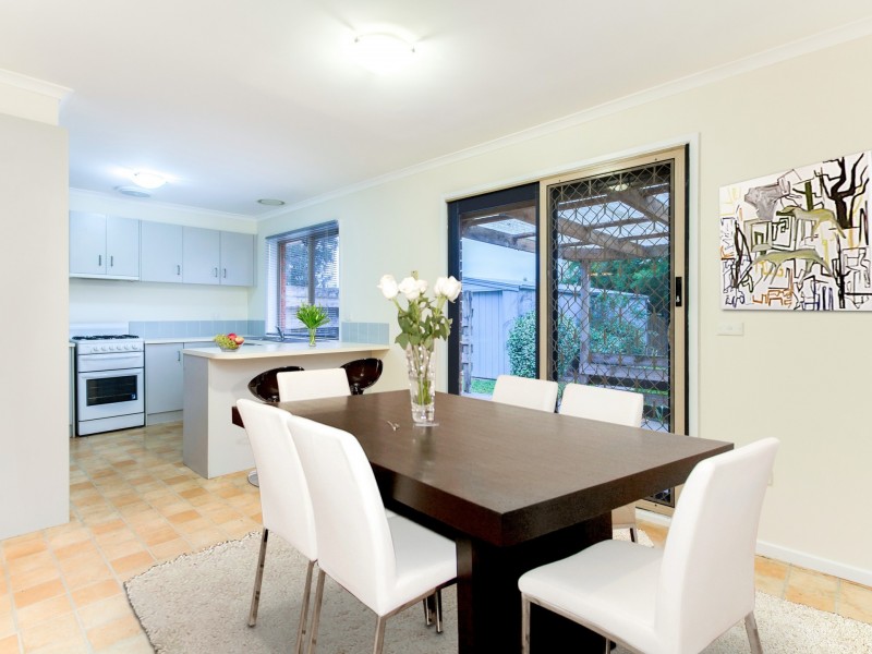 19 Smethurst Avenue, Pakenham VIC 3810