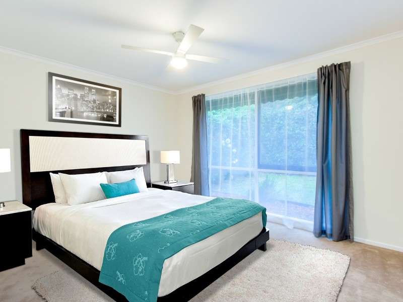 19 Smethurst Avenue, Pakenham VIC 3810